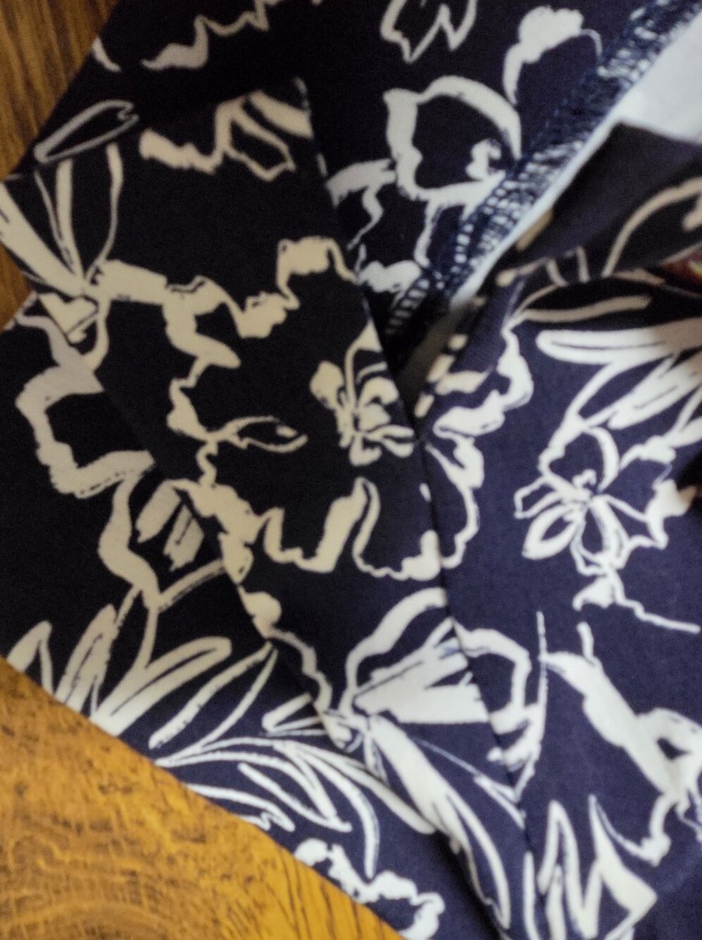 Zac & Rachel Navy and White Floral Pants Size 20 - Picture 10 of 11